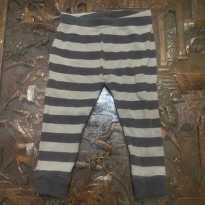 Grey/dark grey striped joggers, no pockets